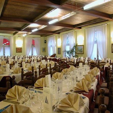Hotel La Cupola 노바라 외부 사진